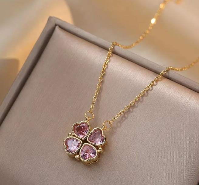 Necklaces collection